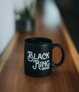 Caneca Black Ring